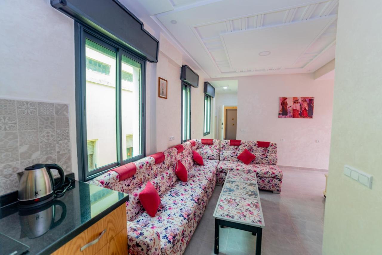Velasquez Appartements Fast Wifi And Ocean View Tanger Eksteriør bilde