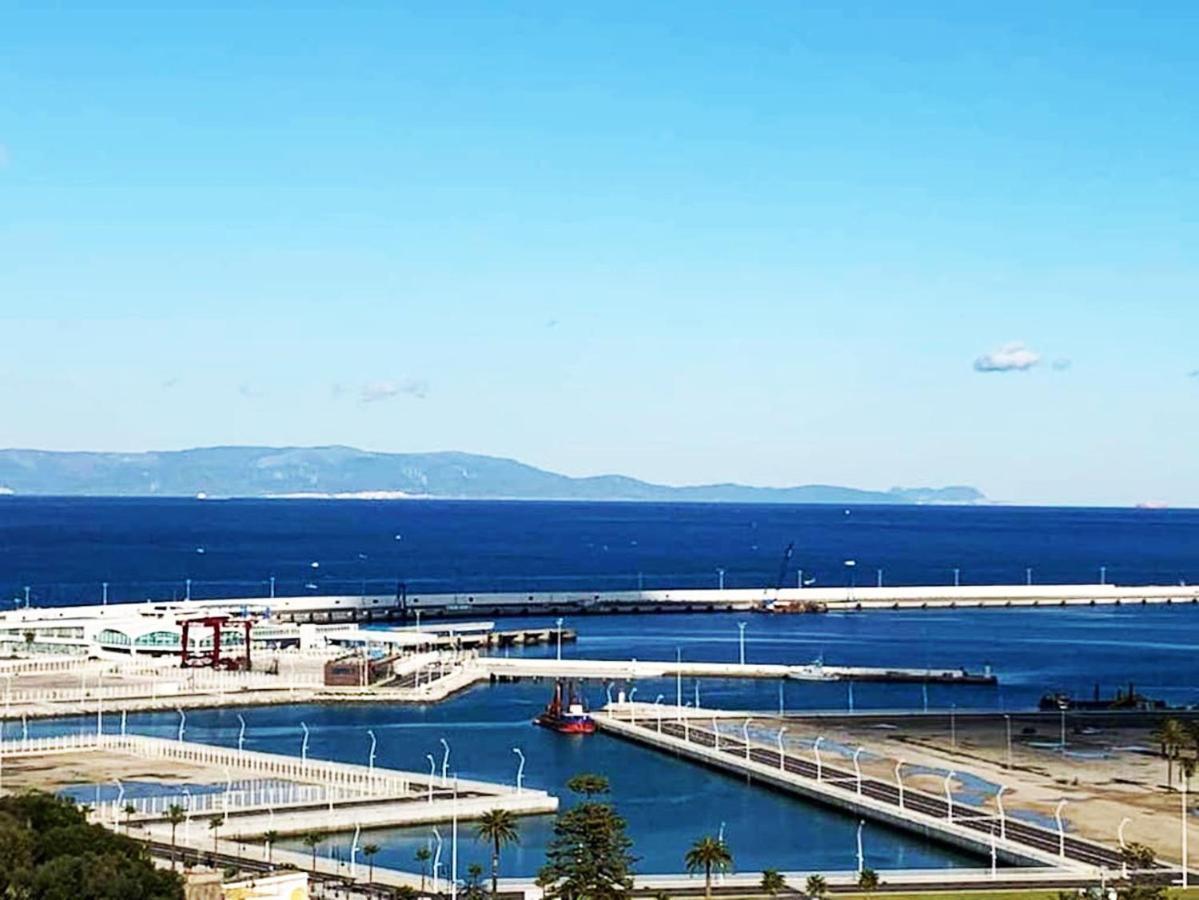 Velasquez Appartements Fast Wifi And Ocean View Tanger Eksteriør bilde