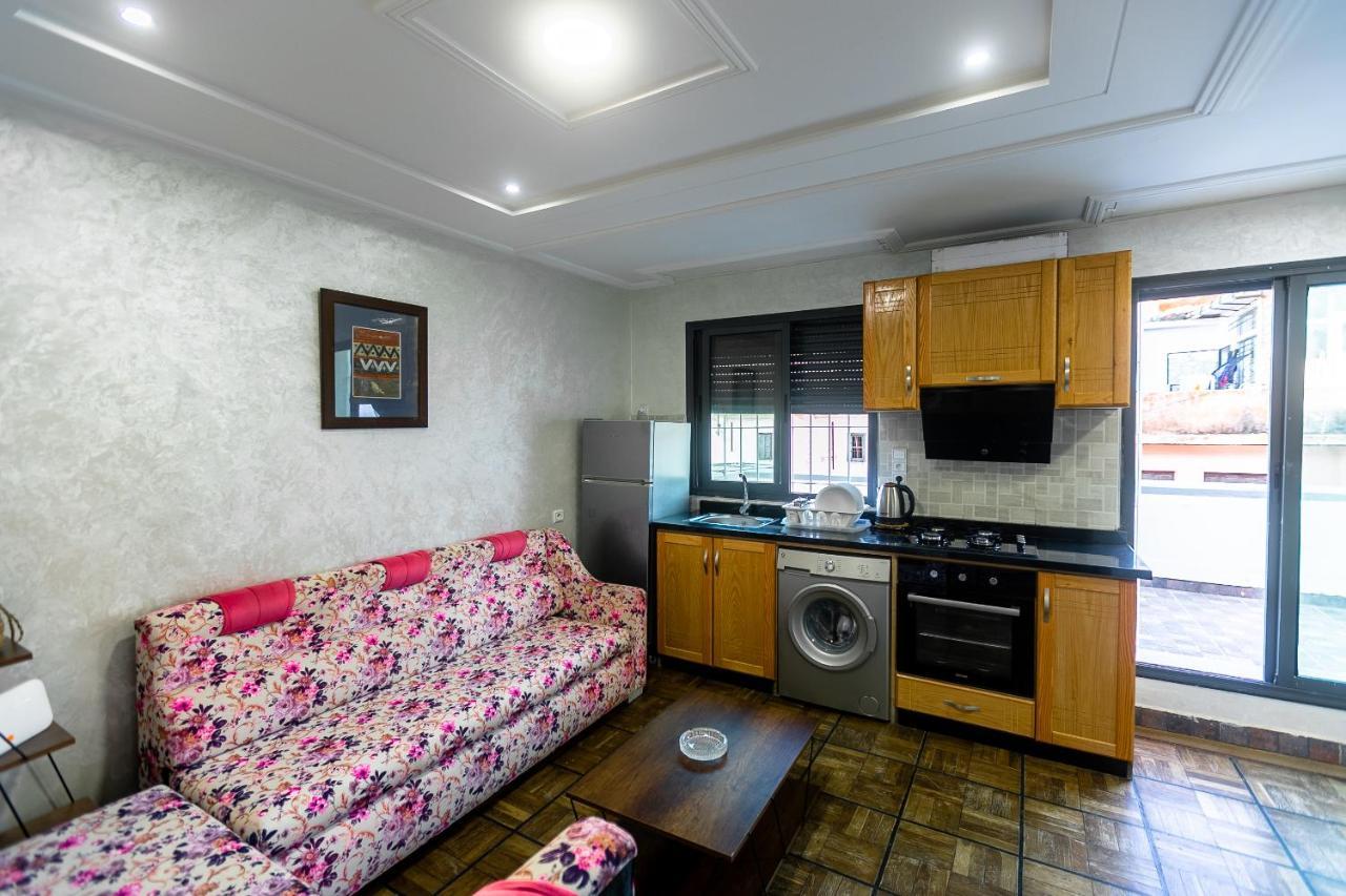 Velasquez Appartements Fast Wifi And Ocean View Tanger Eksteriør bilde